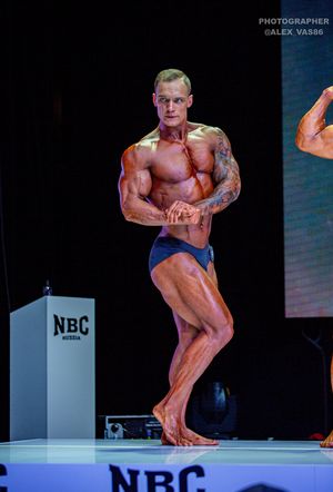 CLASSIC PHYSIQUE НОВИЧКИ